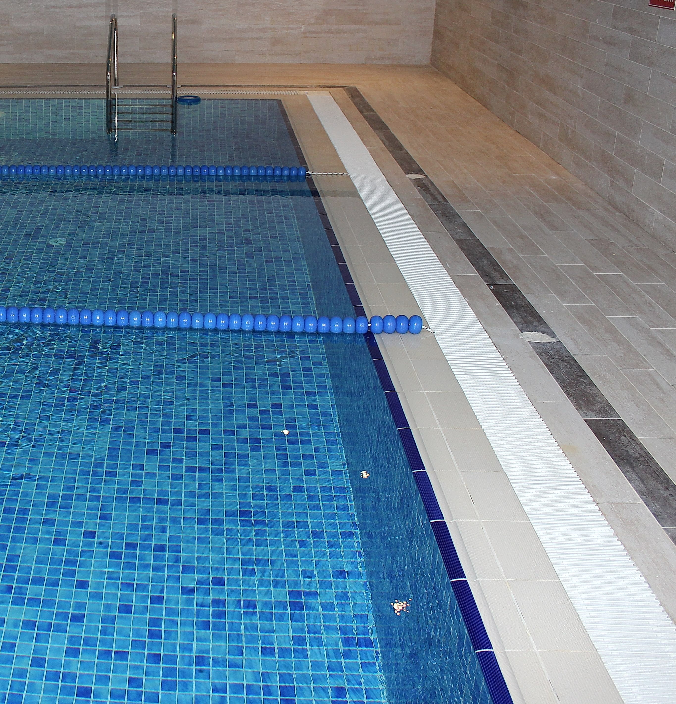 PORSELEN HAVUZ TUTAMAKLARI 